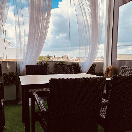 Novo Apartahotel & Restaurante Лас-Кабесас-де-Сан-Хуан Екстер'єр фото